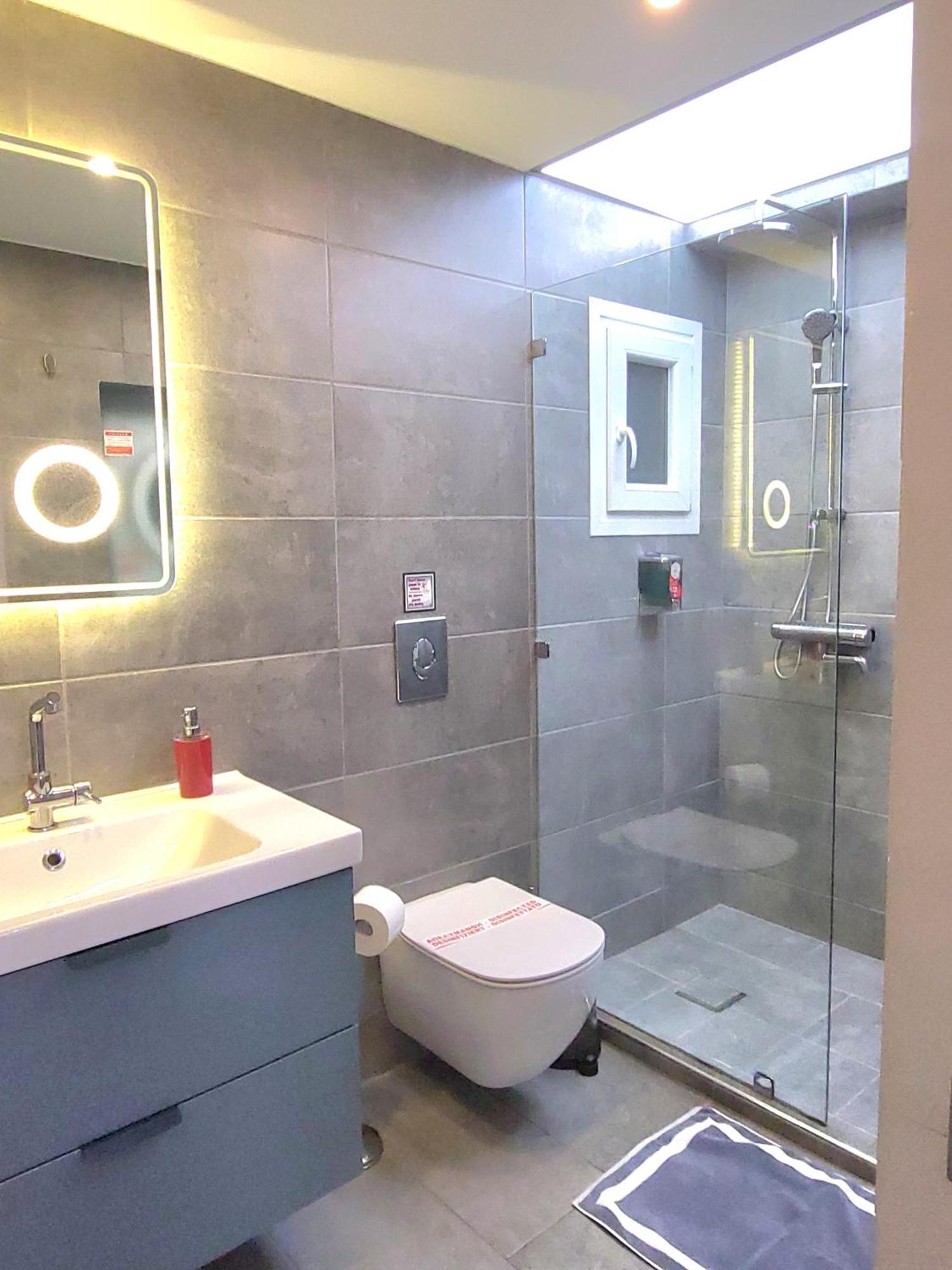 “Zeus”, Stylish Luxury Business Suite In The Heart Of Athens. Zewnętrze zdjęcie