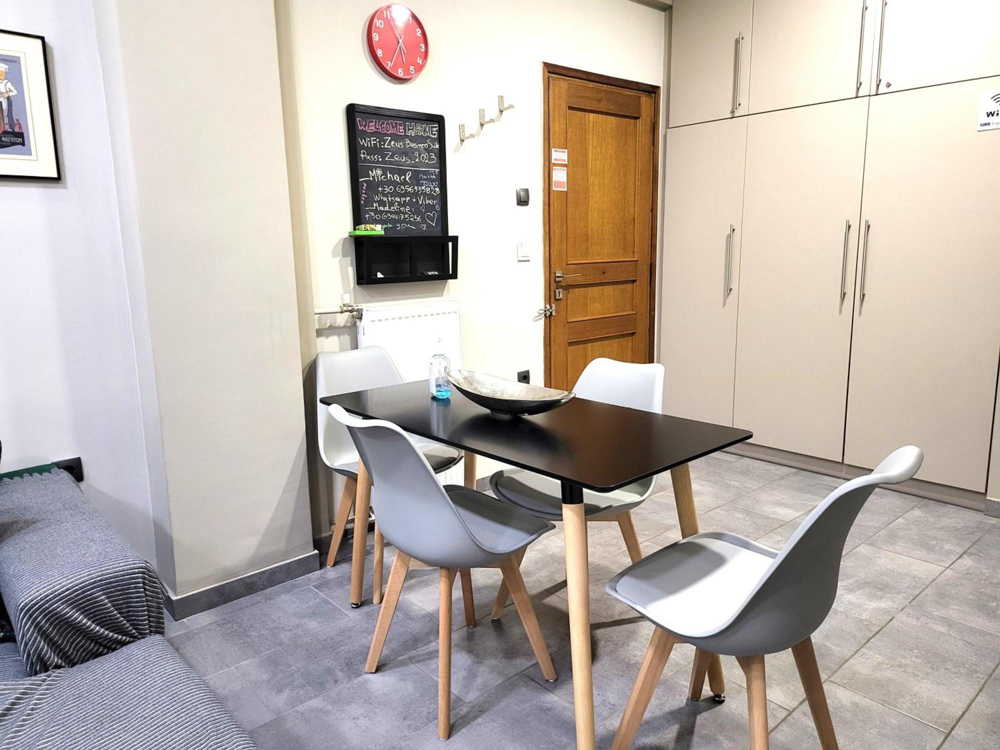 “Zeus”, Stylish Luxury Business Suite In The Heart Of Athens. Zewnętrze zdjęcie